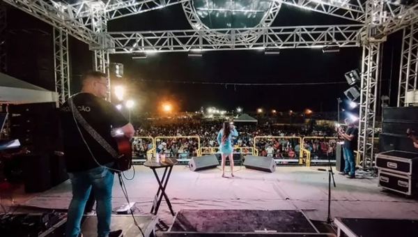 Dinheiro enviado por Velloso pagou três shows da ExpoSena e teve um sobrepreço de R$ 912 mil