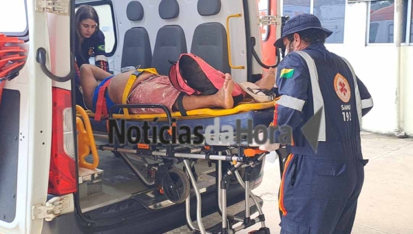 Ciclista é atropelado por caminhão e fica ferido no bairro da Base, em Rio Branco