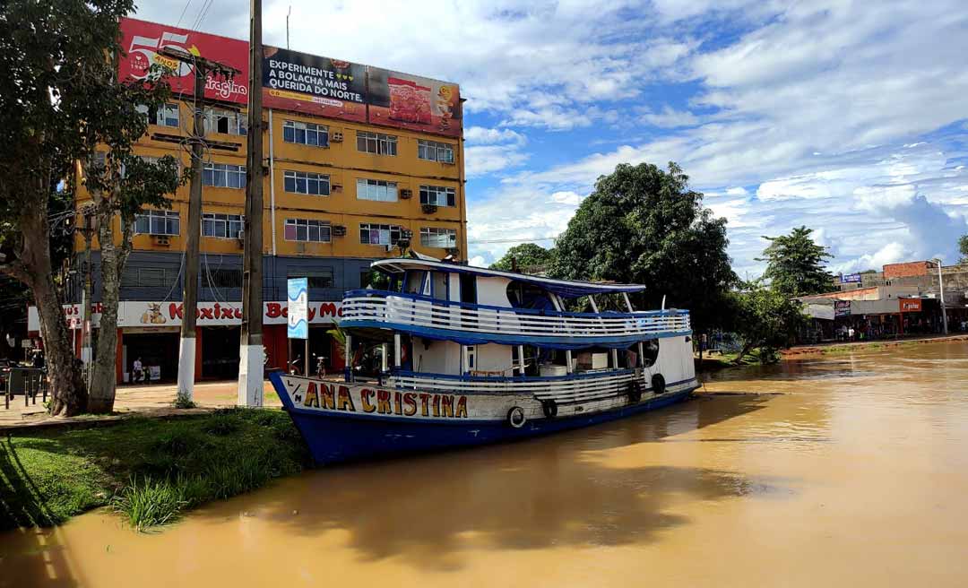 “Rio Acre atingiu 15,27 metros e mantém tendência de subida, podendo chegar a 15,35 até a noite”, alerta coordenador da Defesa Civil