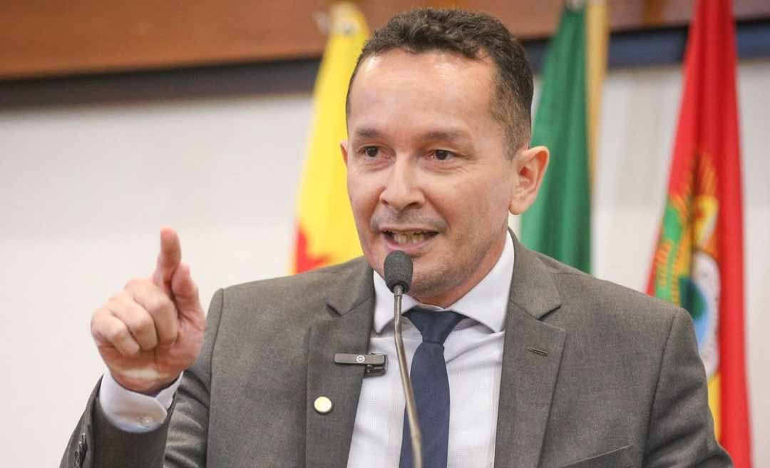 Adailton Cruz denuncia colapso na saúde de Feijó e critica tentativa de privatização de hospital no Acre