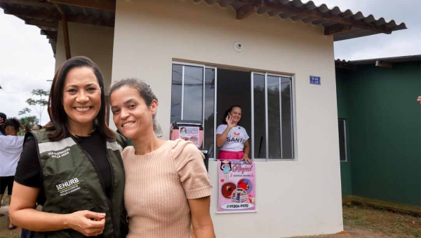 Governo do Acre entrega mais de 90 casas do Programa Pró-Moradia na Cidade do Povo