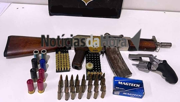 Militar do Exército é preso com fuzil e arsenal ligado a facção criminosa em Brasiléia