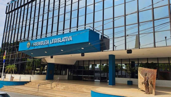 Com a pauta trancada, deputados decidem que comissões permanecem inalteradas até abril