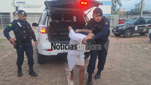 Jovem é preso por tráfico de drogas após tentar fugir da Força Tática em Rio Branco