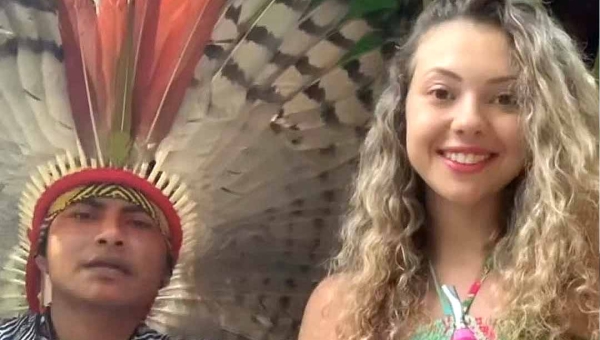 “Nosso amor atravessou fronteiras para existir”, diz líder Huni Kuin sobre encontro com terapeuta gaúcha que viralizou nas redes