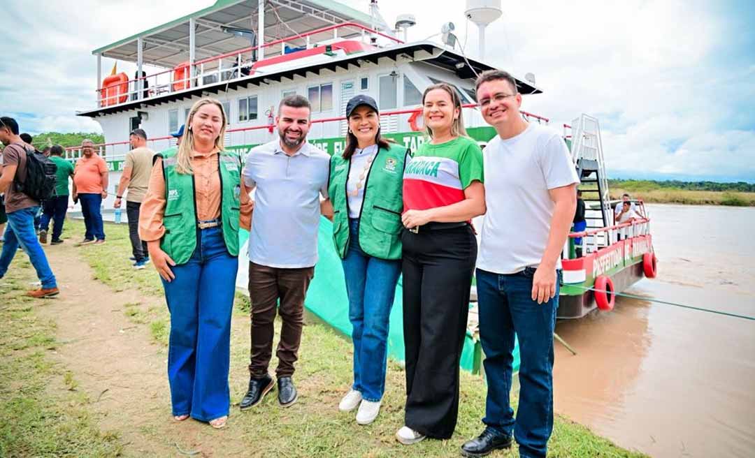 Vice-governadora Mailza reforça compromisso com a saúde em entrega de UBS fluvial em Tarauacá