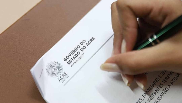 Governo convoca aprovados da Educação para posse no dia 27 de fevereiro