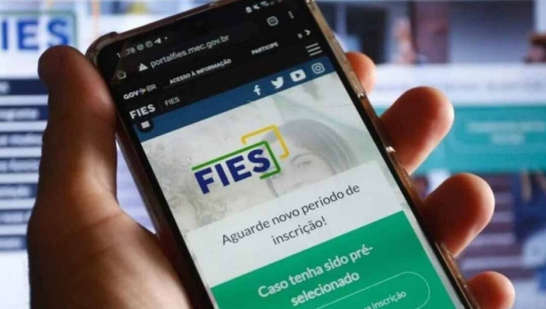 Estudantes acreanos pré-selecionados no Fies 2026 devem complementar inscrição até esta terça-feira