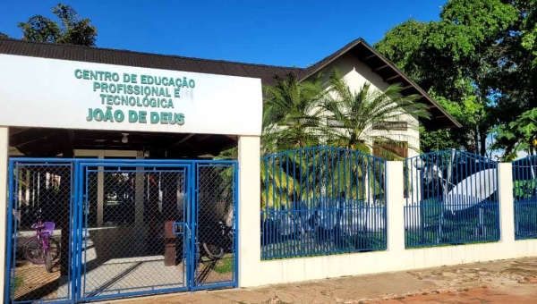 Ieptec convoca candidatos aprovados em processos seletivos de profissionais bolsistas dos municípios de Plácido de Castro e Bujari