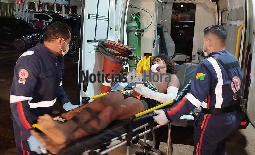 Mulher trans em situação de rua é brutalmente espancada por facção e se refugia em igreja na Capital