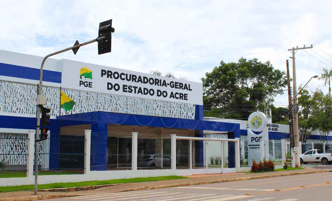 VIII Concurso da PGE-AC oferece 10 vagas com salário de R$ 25,9 mil; edital foi publicado no DOE desta sexta-feira
