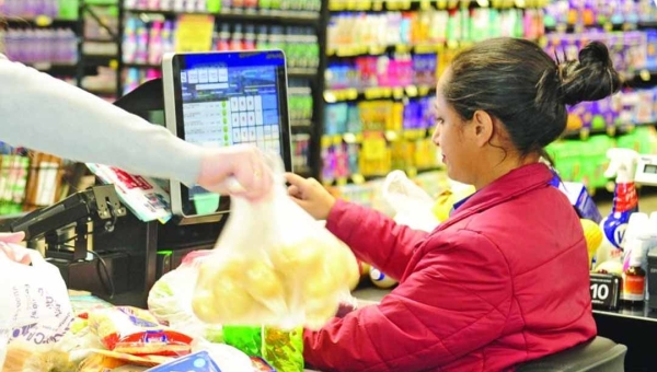 Regra sobre feriados é adiada e trabalhadores do Acre terão mais 90 dias sem exigência de acordo coletivo