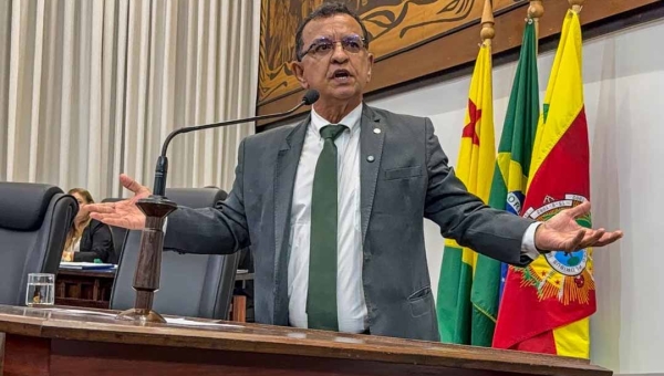 Luiz Gonzaga critica atuação do Dnit na reconstrução da BR-364 e dispara: “cadê o dinheiro?”