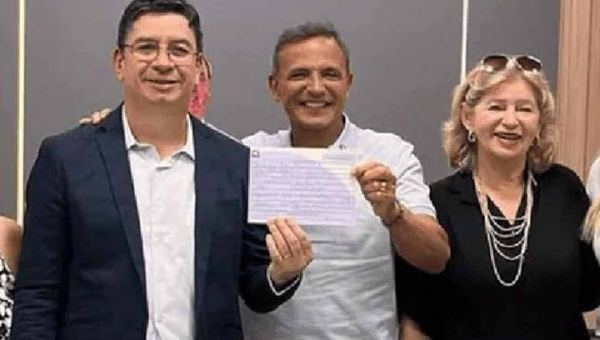 Empresário Lindemberg Chaves se filia ao PL de Cruzeiro do Sul e mira uma vaga na Câmara dos Deputados