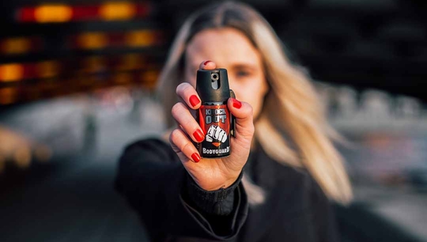 Projeto aprovado na Câmara dos Deputados amplia autodefesa e beneficia mulheres acreanas com acesso ao spray de pimenta