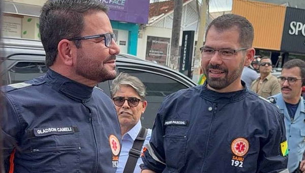 Gladson deseja “boa sorte” a deputados que deixaram sua base na Assembleia Legislativa