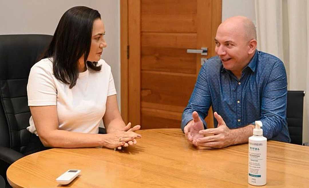 A poucos dias de assumir o governo, Mailza se reúne com Gerlen Diniz, prefeito que sonha em ver seu irmão vice de Alan Rick