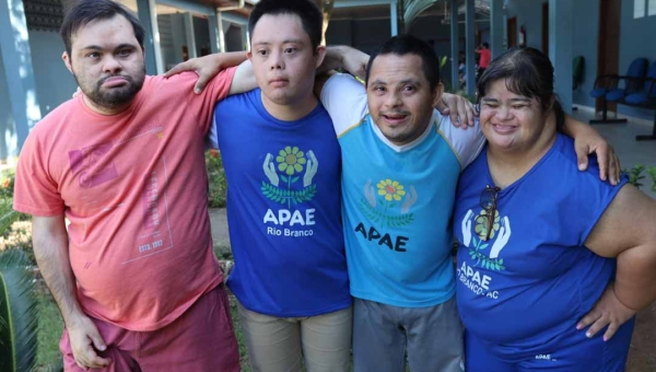 No Dia da Pessoa com Síndrome de Down, alunos da APAE Rio Branco mostram que inclusão se constrói todos os dias
