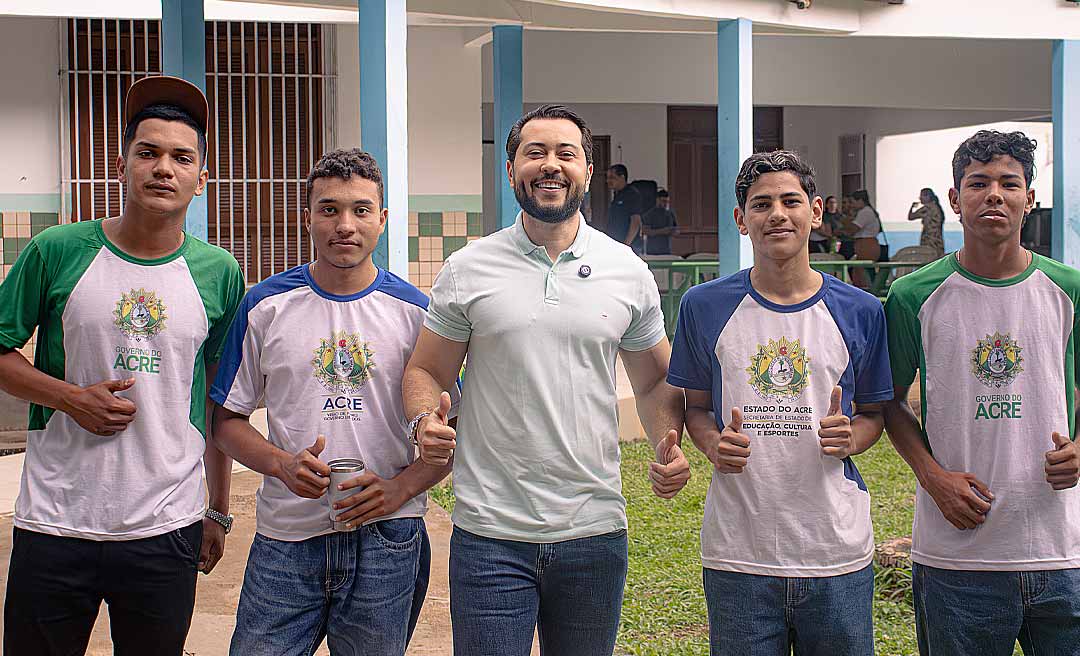 Em Capixaba, Jarude inicia o Ideia Braba, leva consultas do Novo Olhar e abre etapa municipal da Copa Acre de Futsal