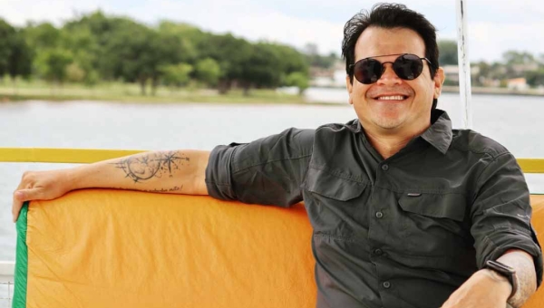 Da “dancinha” ao “pode comprar, se quiser, ou se quiser vir”: a era das trends normalizou a preguiça criativa na internet — e ninguém reagiu