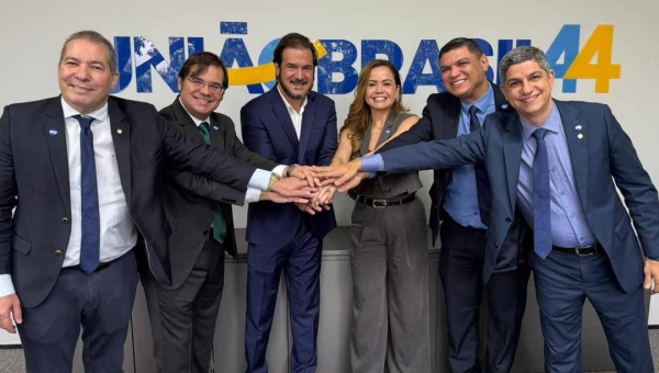 Em Brasília, Pablo Bregense, Chico Viga, Calegário e Michele Melo se filiam ao União Brasil
