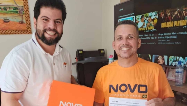 Três vezes vereador, Alípio Gomes se filia ao NOVO em Sena Madureira para disputar uma cadeira de deputado estadual