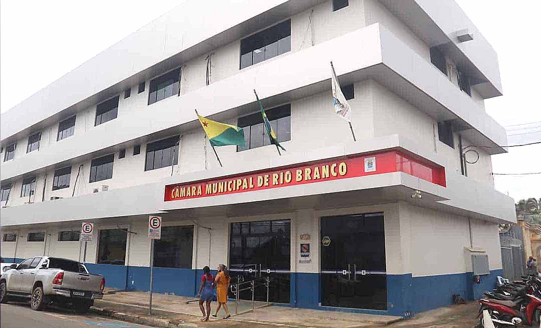 Câmara de Rio Branco abre crédito suplementar de R$ 2 milhões e remaneja recursos de salários e encargos