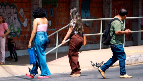 Acre tem maioria feminina: Rio Branco registra diferença de 12 mil mulheres a mais que homens, revela IBGE