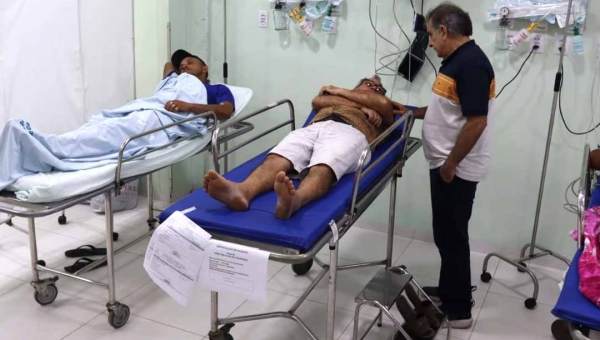 “Queremos saber as reais necessidades da população”, diz Bestene em visita surpresa ao Pronto-Socorro de Rio Branco