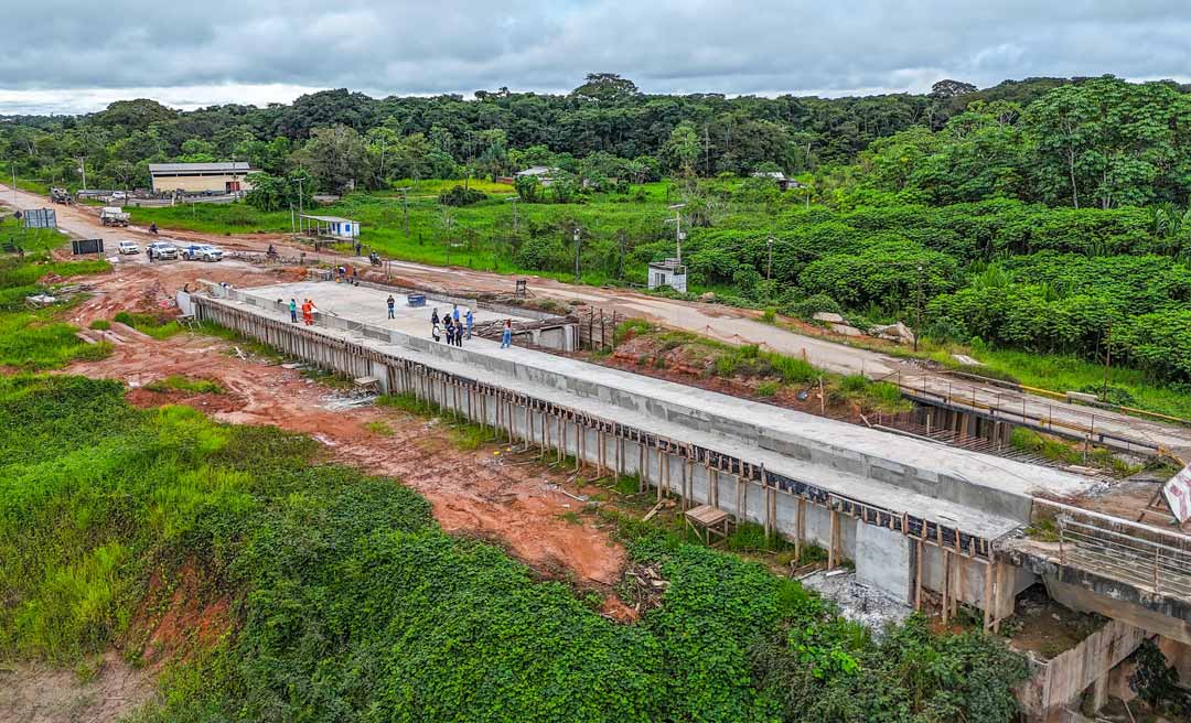 DNIT avança para reta final das obras na ponte sobre o Rio Tarauacá no Acre