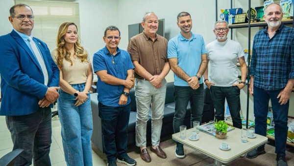 Executivo e Legislativo fortalecem agenda de projetos para 2026 no Acre