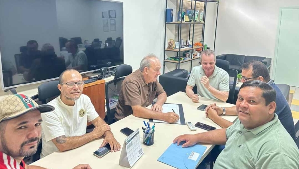 Secretaria de Governo media soluções para desburocratizar realização de arraiais comunitários no Acre