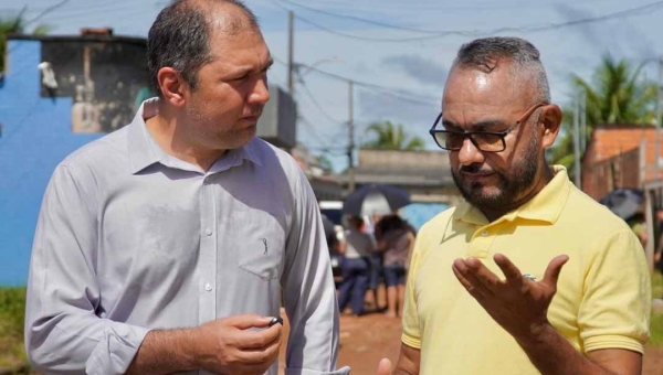 Joabe Lira retorna aos bairros atingidos pela enxurrada e intensifica busca por soluções ao lado do prefeito Alysson Bestene