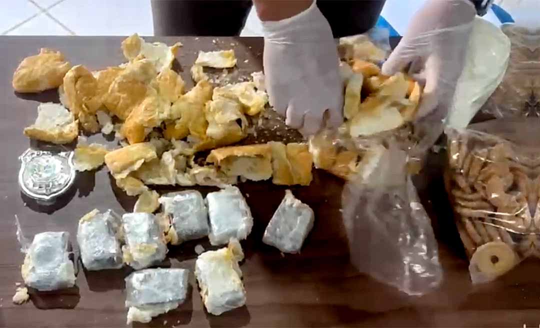 Visitante é preso ao tentar entrar com drogas escondidas em torradas no presídio de Rio Branco