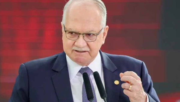 Edson Fachin diz que a Corte do STF está imersa em uma crise institucional