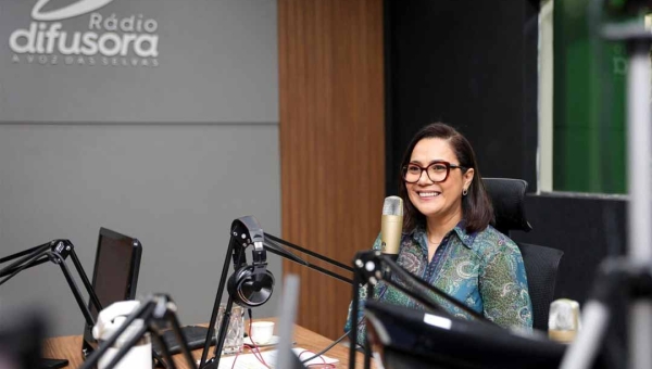 A seis meses da eleição e correndo contra o tempo, governo Mailza lança o “Fala, Governadora” em rede estadual de rádio