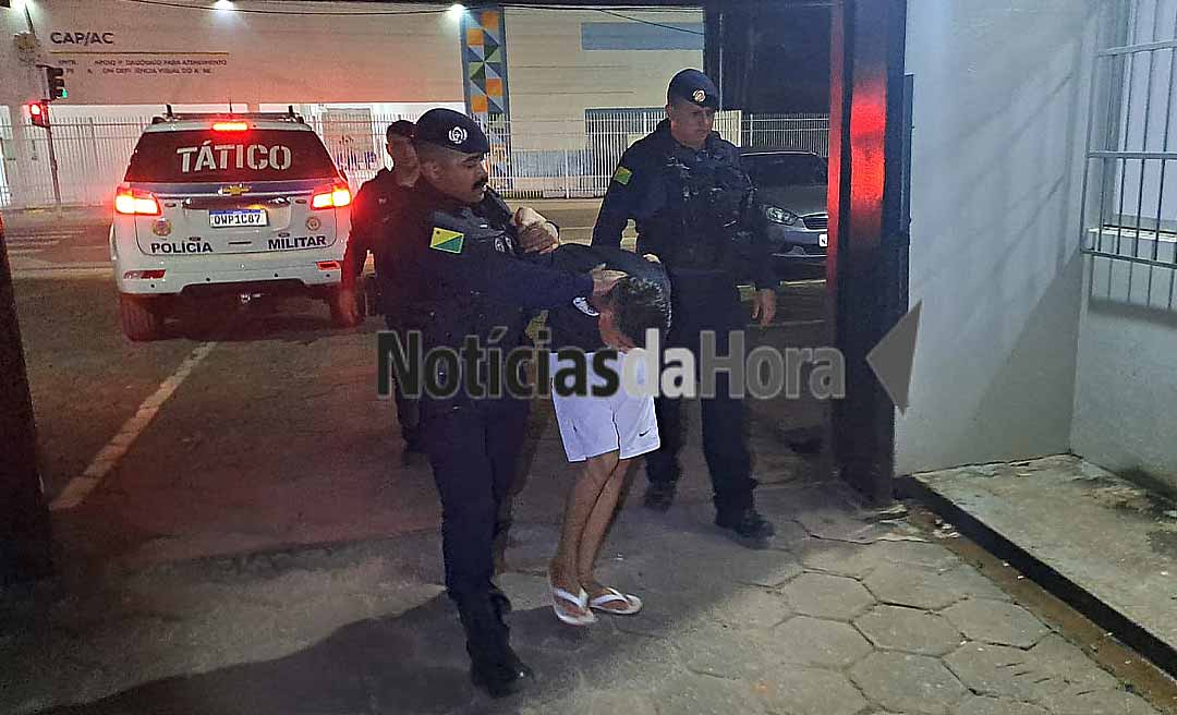 “Novato” é preso com drogas prontas para venda em área dominada pelo tráfico em Rio Branco