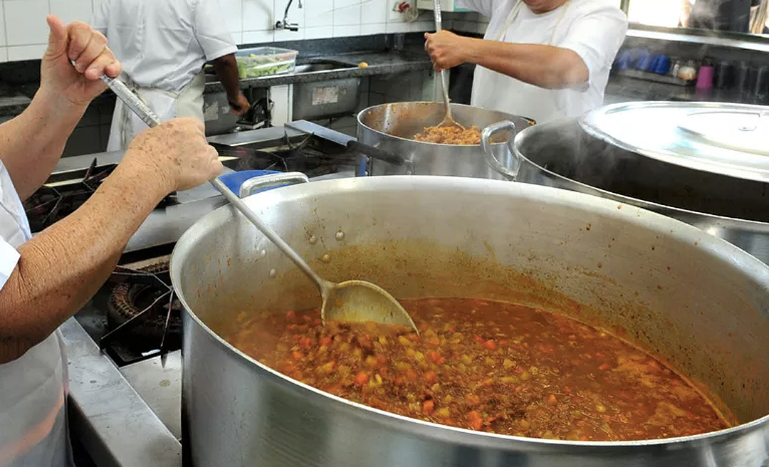 Armazenamento da merenda escolar de Rio Branco entra na mira do Ministério Público após denúncia de irregularidades