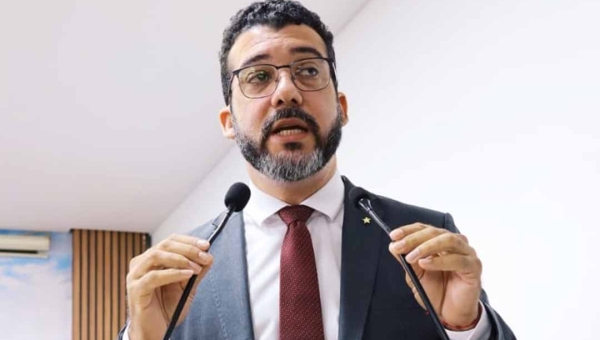“Não estou atrás de cargo nem favor”, diz André Kamai sobre polêmica envolvendo nomeações na Câmara
