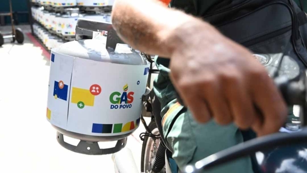 Acre tem mais de 41 mil famílias atendidas pelo Gás do Povo em maio