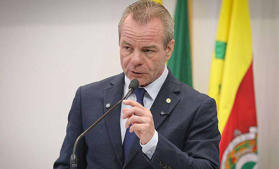 Longo apela ao TCE para tratar com prioridade convocação do concurso dos Bombeiros