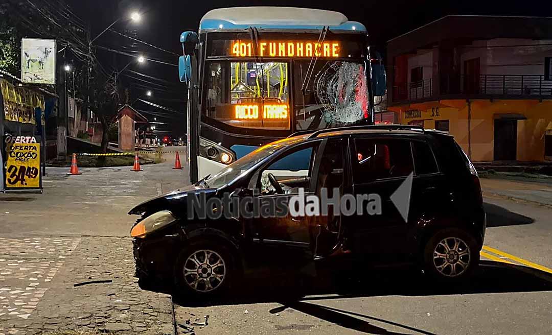 Câmeras registram instante em que motorista bêbado invade contramão e quase mata motociclista de aplicativo em Rio Branco