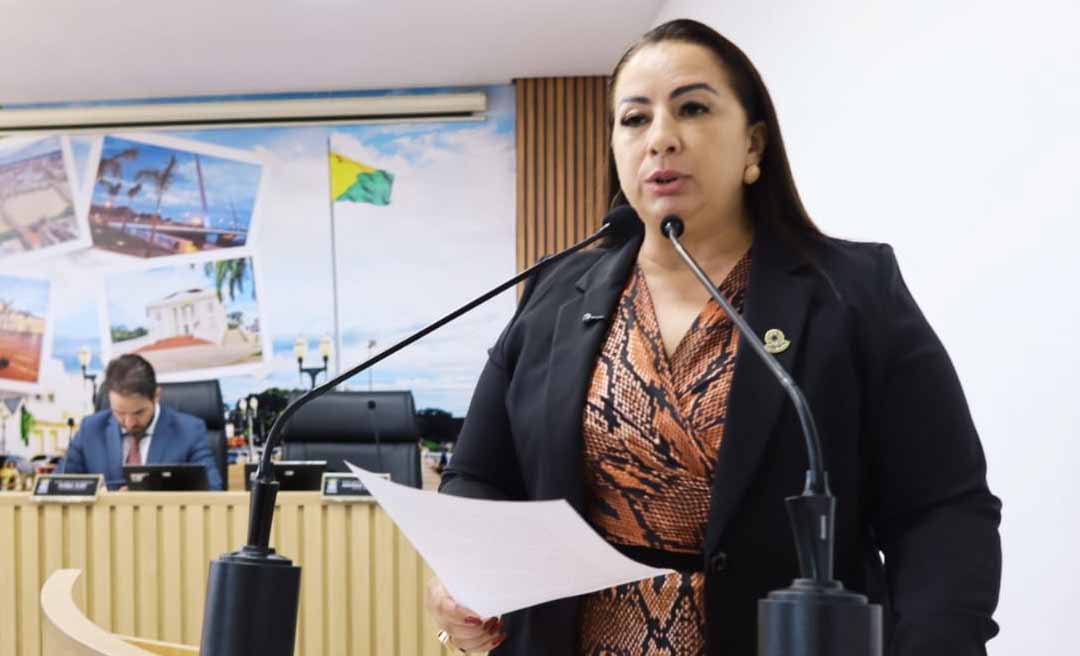 NA CÂMARA Image