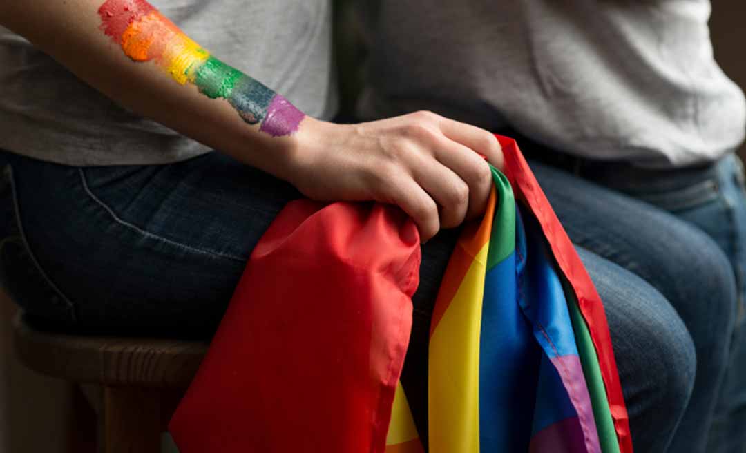 MPF apura bloqueio de mais de 100 perfis LGBTQIA+ no Instagram e cobra explicações da Meta