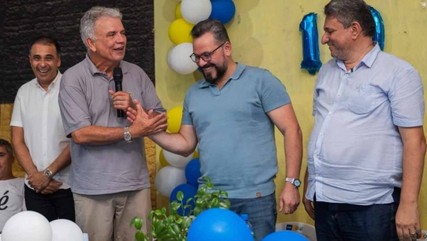 Petecão reafirma apoio a Alan Rick e declara: “Rio Branco deu uma praga de Alan. É Alan pra tudo que é lado”
