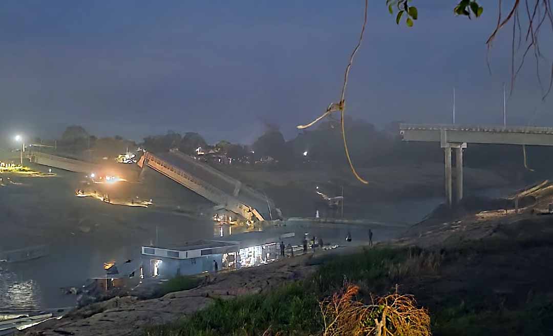Ponte nova de Sena Madureira desaba após desbarrancamento do Rio Iaco