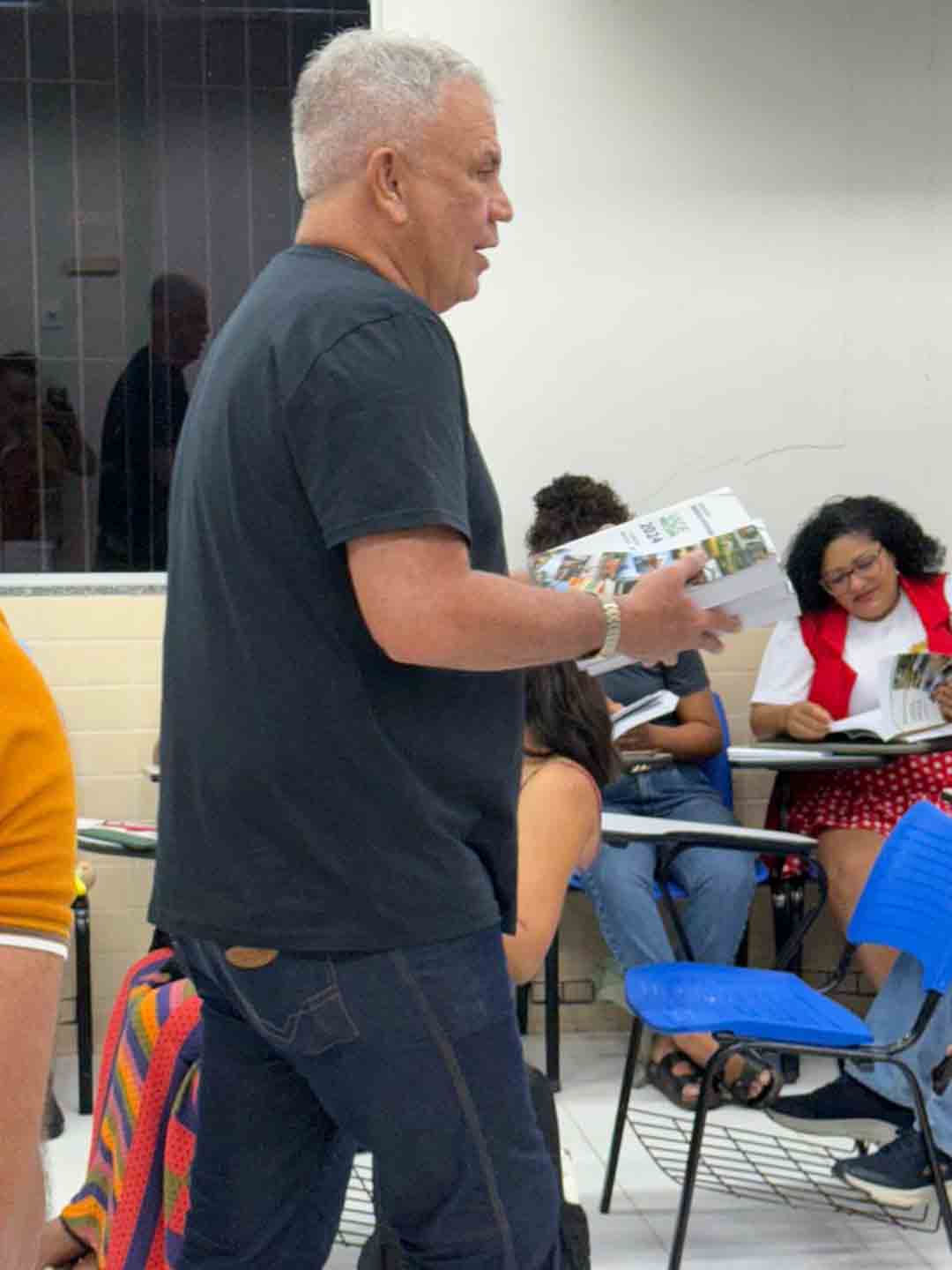 PETECAUNI3.jpg